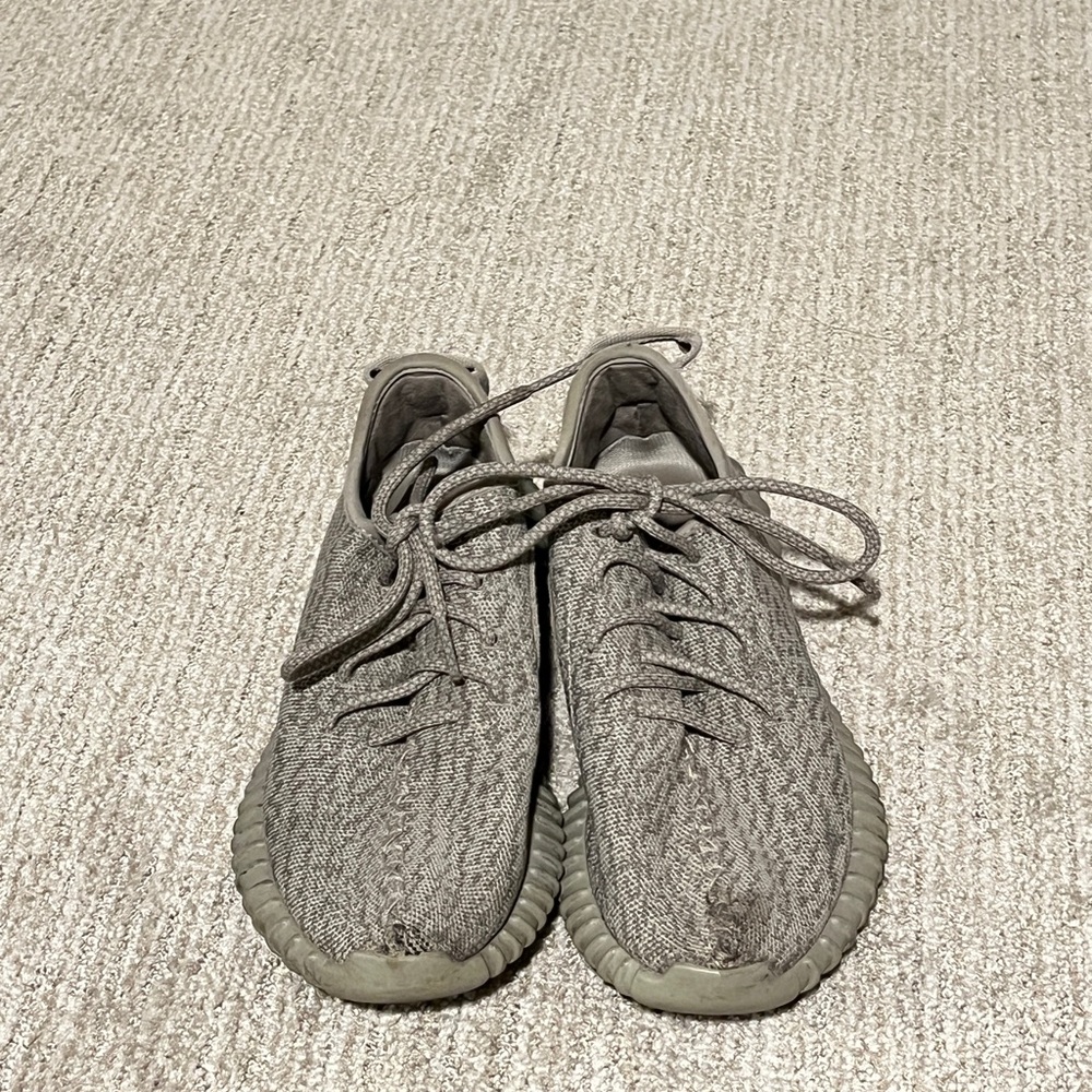 Yeezy 350 moonrock